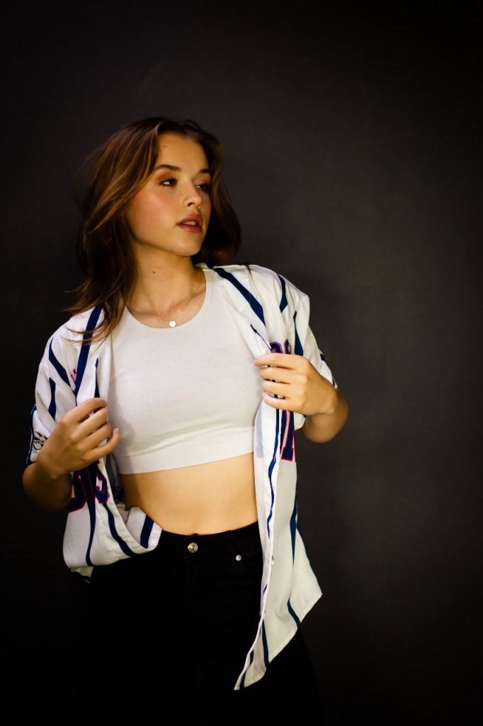 Striped Graphic Baseball Jersey - White